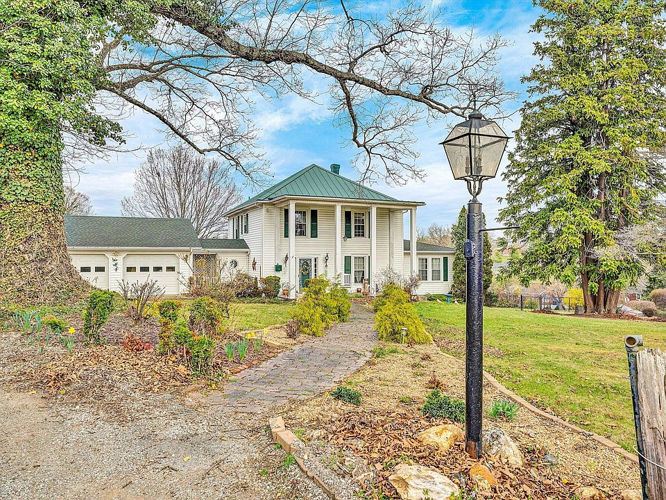 1st image of 4015 Mud Lick Rd SW