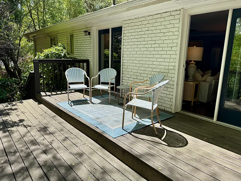 3075 W Roxboro Rd NE — Photo 36