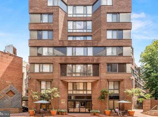 1077 30th St NW #601, Washington, DC 20007