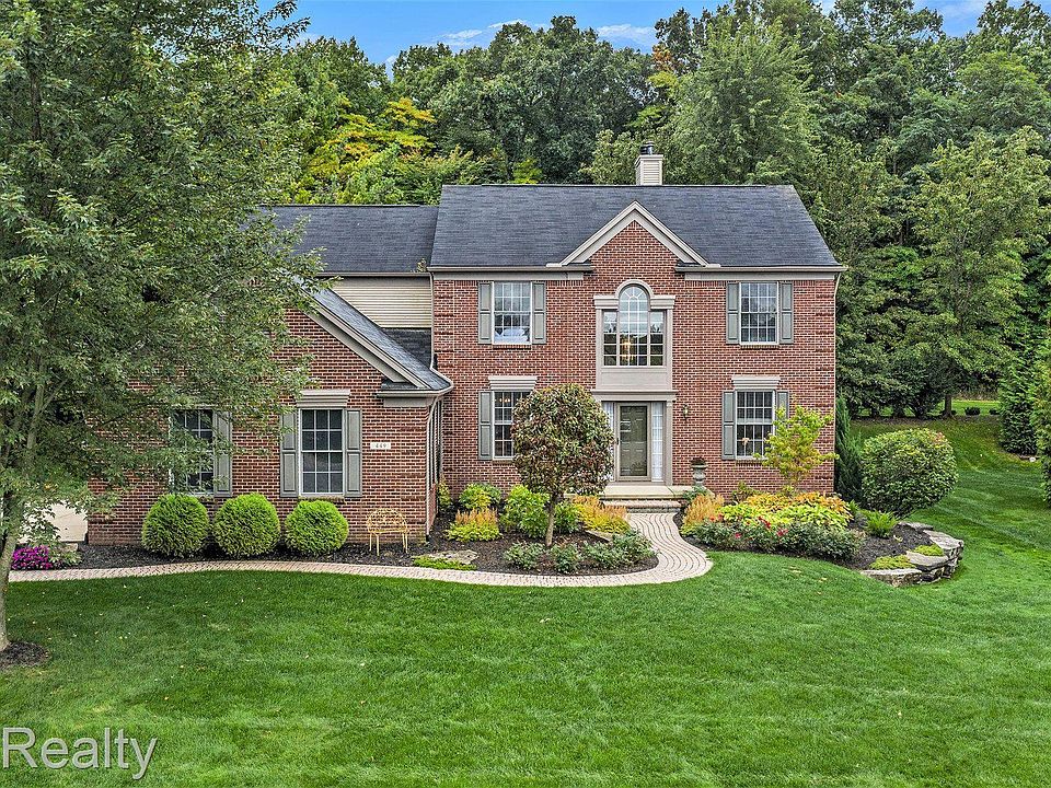 1st image of 449 Amsbury Ct