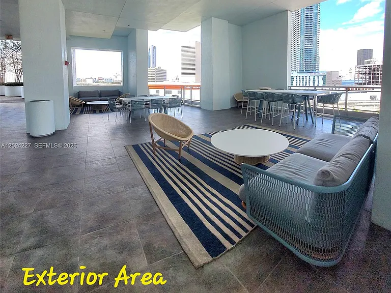 90 SW 3rd St #2208 — Photo 27
