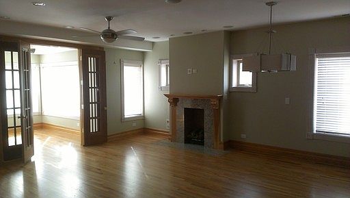 2nd image of 4954 S King Dr #3