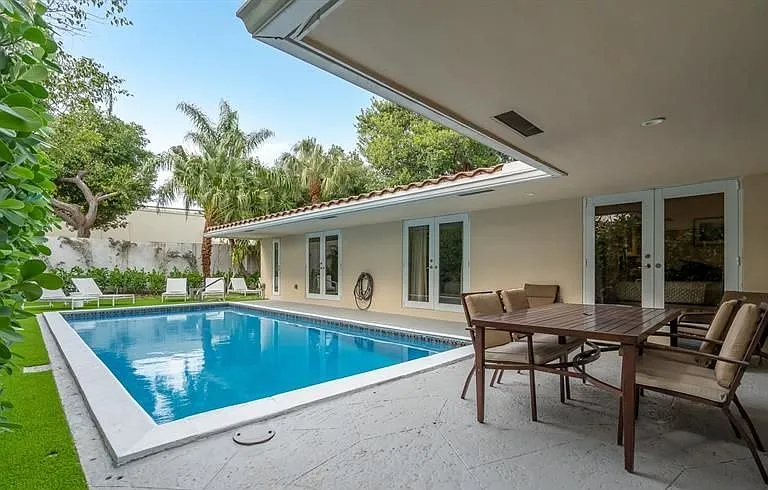 Large pool