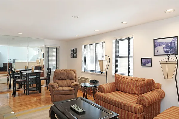 Sold by Corcoran | media 24