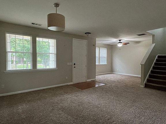 3rd image of 6170 Sparkling Cove Ln