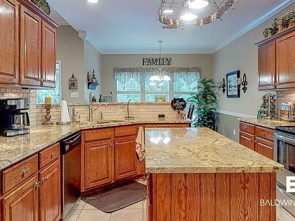 3rd image of 8358 Rocking Horse Cir