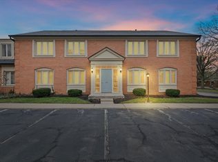 1135 Canterbury Ct APT B, Indianapolis, IN 46260