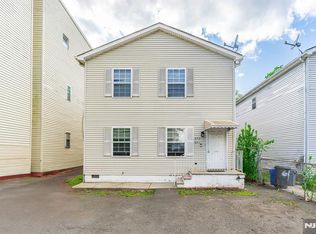 651-653 S 17th St, Newark, NJ 07103
