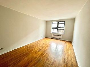 63-70 Austin St #3E, Rego Park, NY 11374