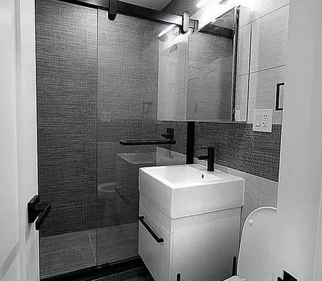 20 East 22nd Street — Photo 2