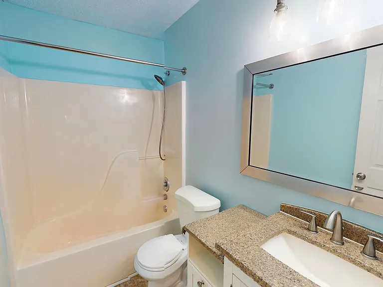226 Meadow Oaks Ct — Photo 15