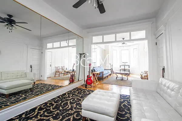 Rented by Brick&Mortar | media 1