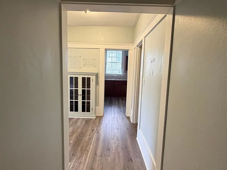 2346 Valdez St — Photo 8