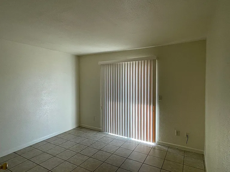 3090 Bounty Ln — Photo 25