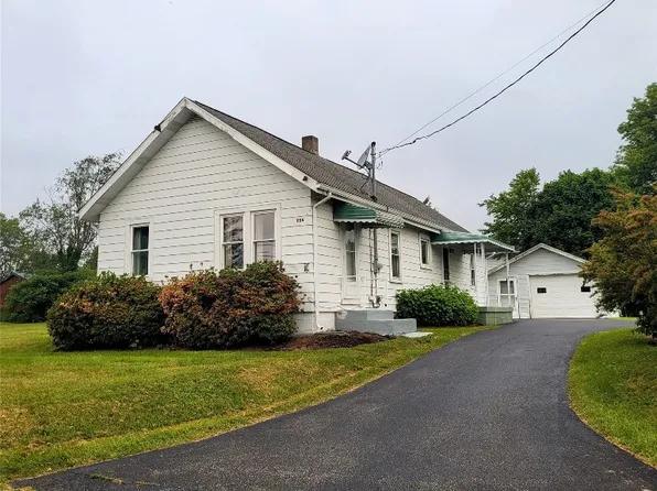 1156 E Arlington Rd, Erie, PA 16504