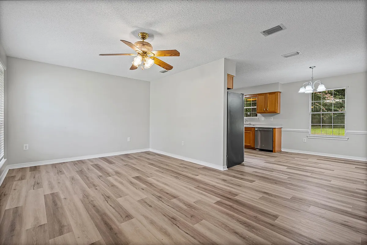 Building Photo - 22710 Mattingly St
