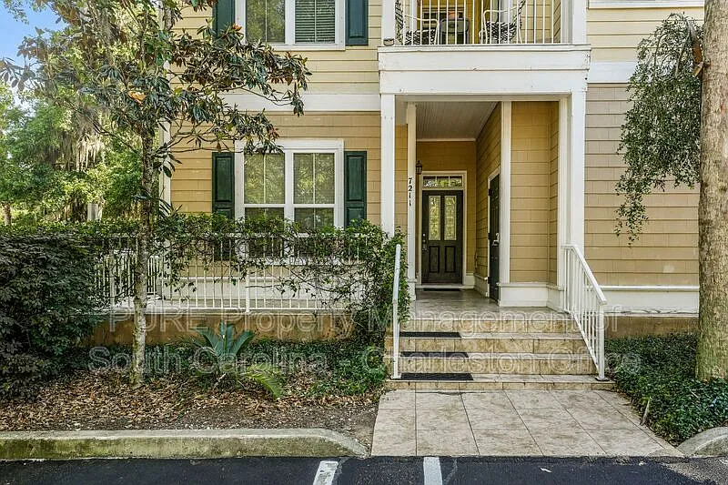 2 bed, 2.0 bath, 1000 sqft, $2,149 — Photo 2