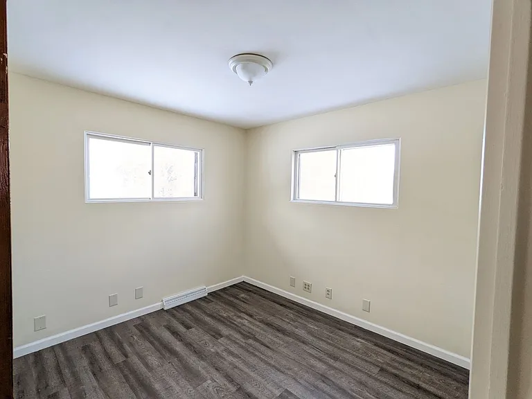 1741 Roberts St — Photo 7