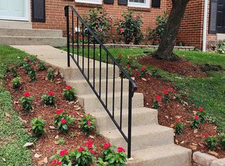 1030 Salisbury Ct, Sterling, VA 20164