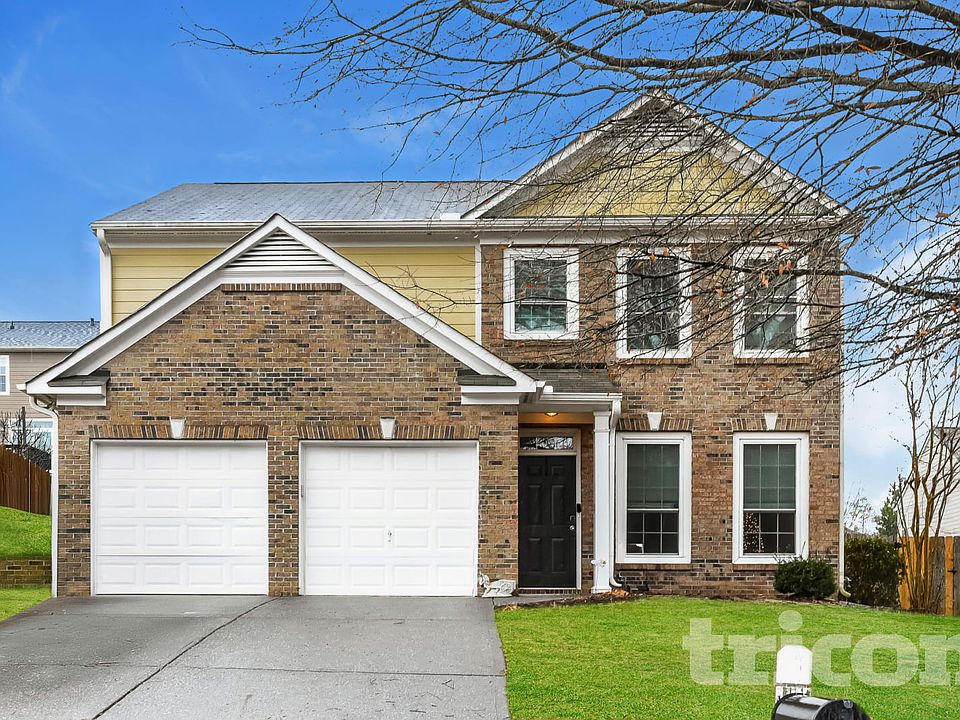 1st image of 415 Park Creek Trce