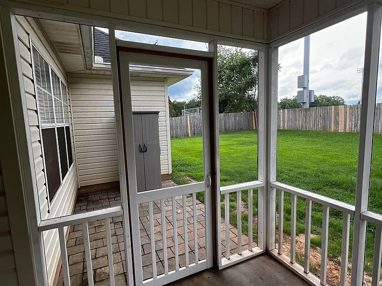306 Hummingbird Ln — Photo 23