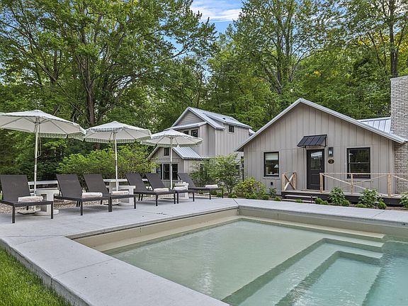 2nd image of 10222 Town Line Rd #A-b