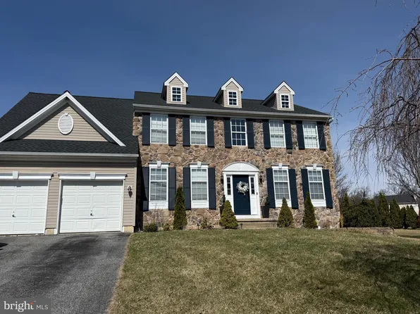 150 Durham Dr, Coatesville, PA 19320