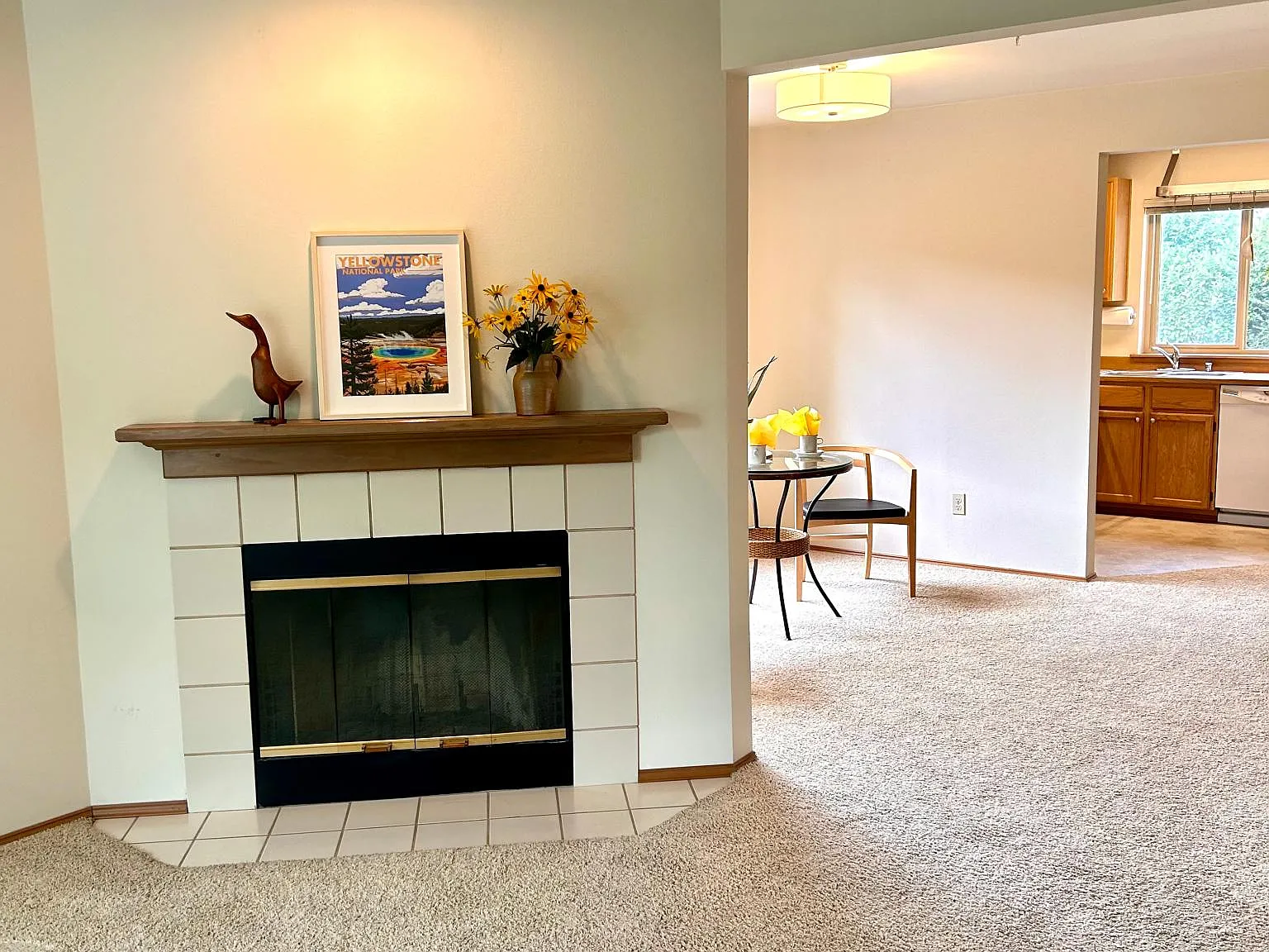 2 bed, 1000 sqft, $2,250 — Photo 2