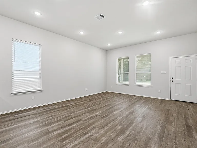 10176 Barberry St — Photo 6