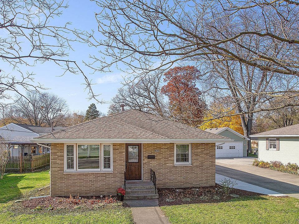 1034 Wauponsee St, Morris, IL 60450 | Zillow