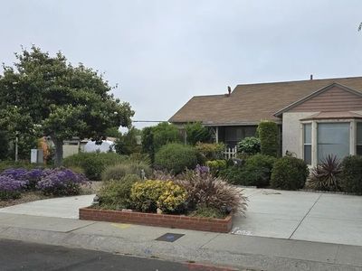 8000 Stewart Ave, Los Angeles, CA, 90045