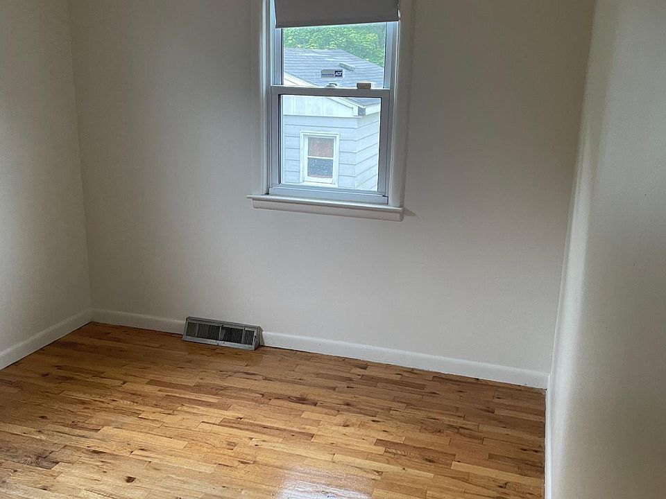 2nd image of 5075 Brady St
