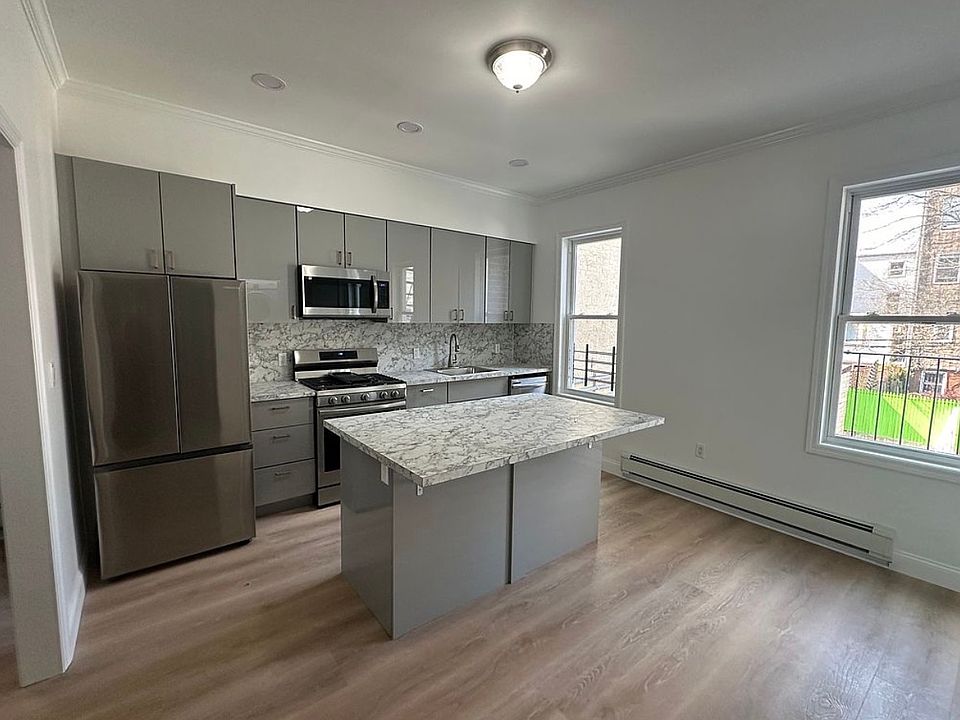 1st image of 147 Powers St Floor 1