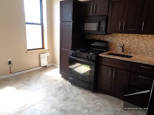 Rented by Highline Residential | media 17