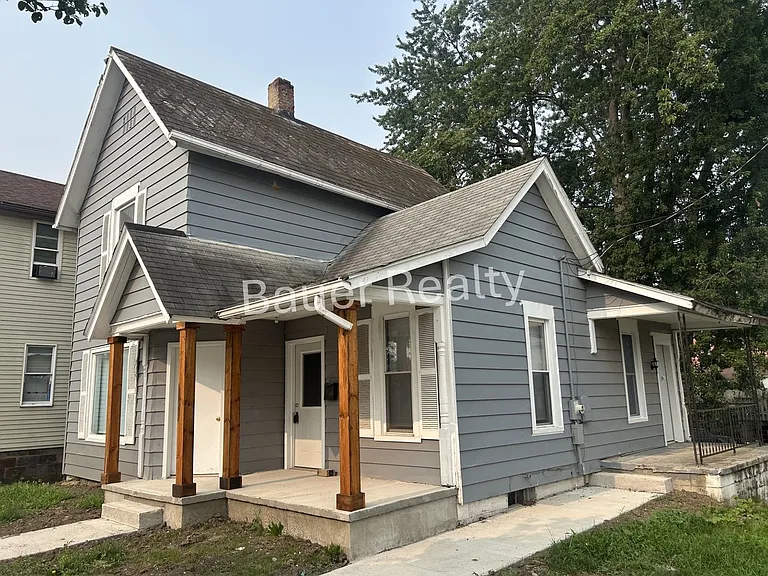 114 Dale Ave — Photo 2