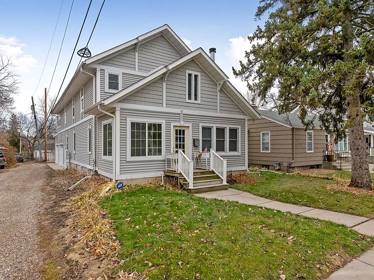 117 Cedar Lake Road South — Photo 8