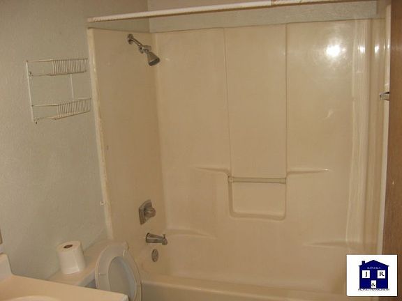 4th image of 108 W Anderson Ave APT A