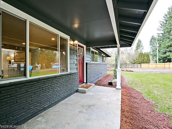 3rd image of 5810 NE 94th Ave