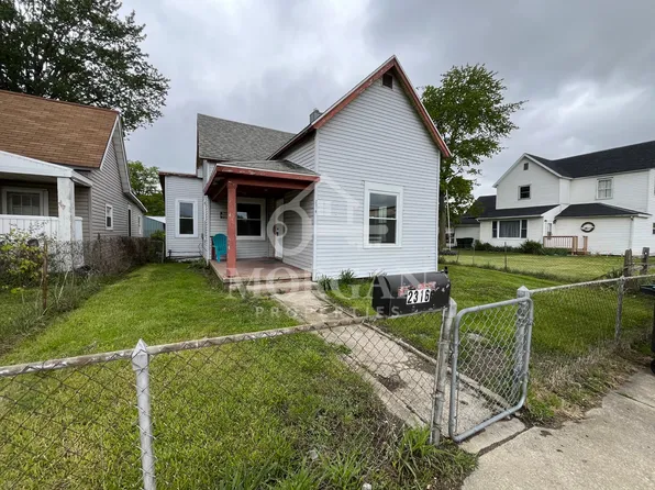 2316 S Walnut St, Muncie, IN 47302