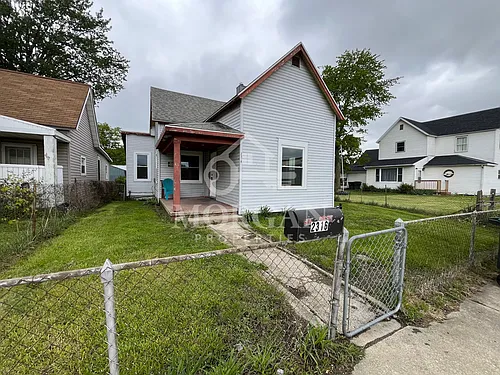 2316 S Walnut St Photo 1