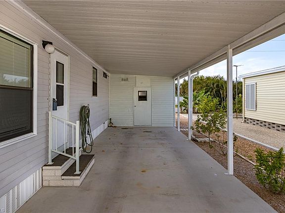 3rd image of 4969 Pinfish Ln