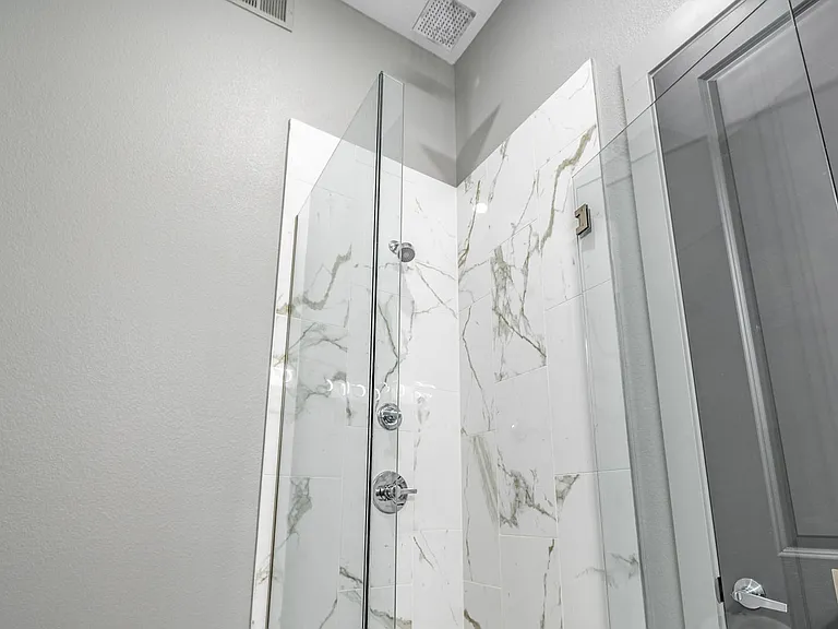 The Pointe North Hills — Photo 41