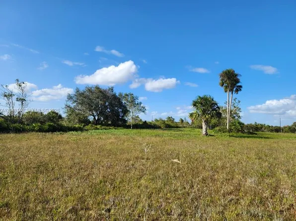 18717 NW 258th St, Okeechobee, FL 34972