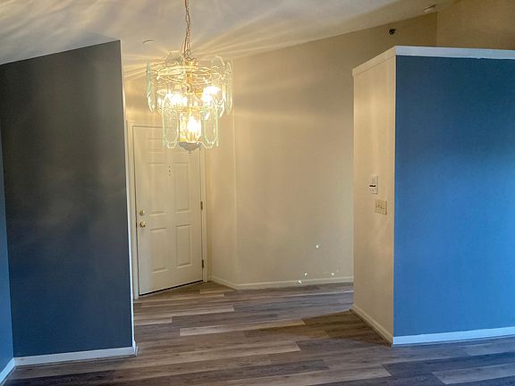 3rd image of 129 Barren River Dr APT 12