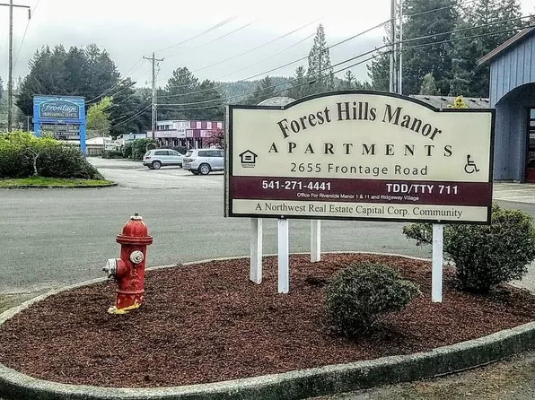 Forest Hills Manor
