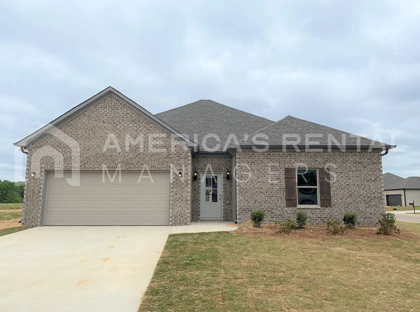 Home for Rent in Tuscaloosa, AL View with 48 Hours Notice! — Photo 1