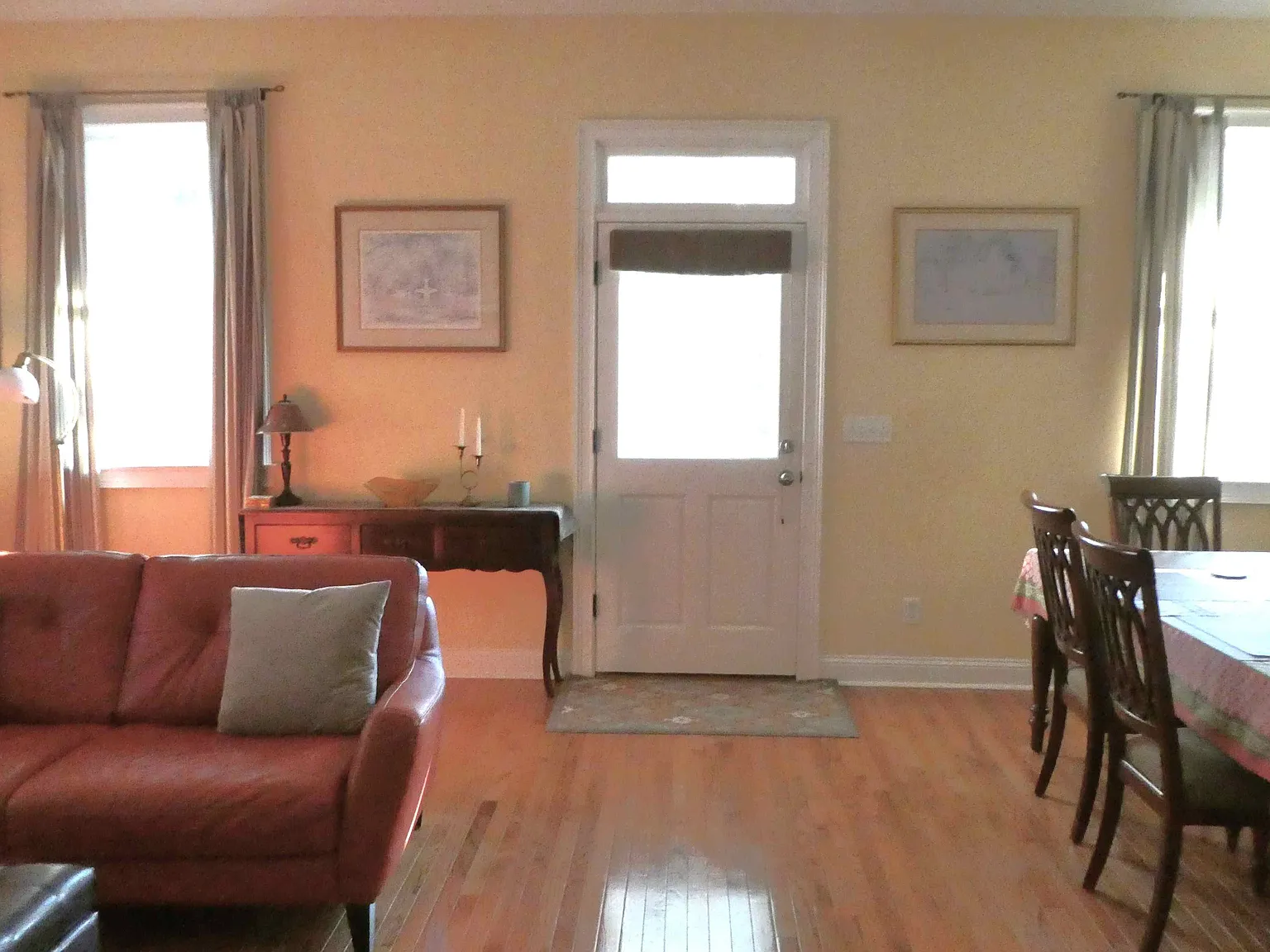 305 E Duffy St — Photo 4