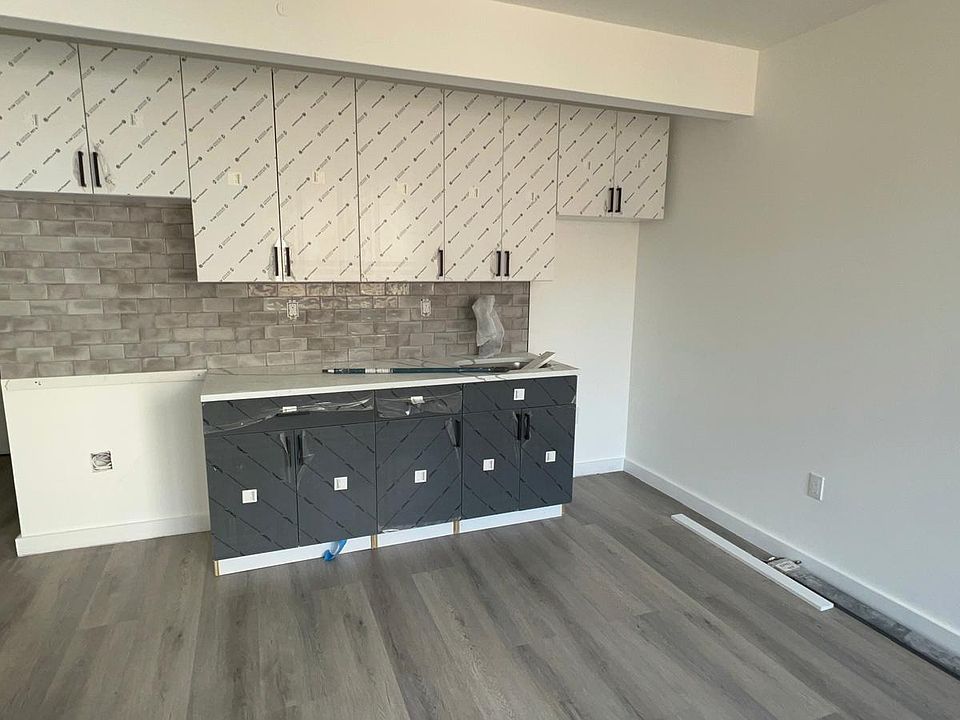 1st image of 40 W 176th St #304