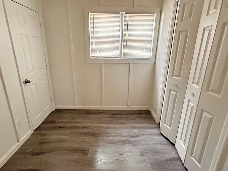 1605 Earl Ave — Photo 22