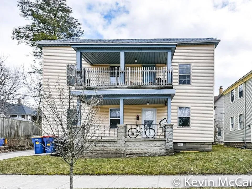 16-18 Packard Ave SE